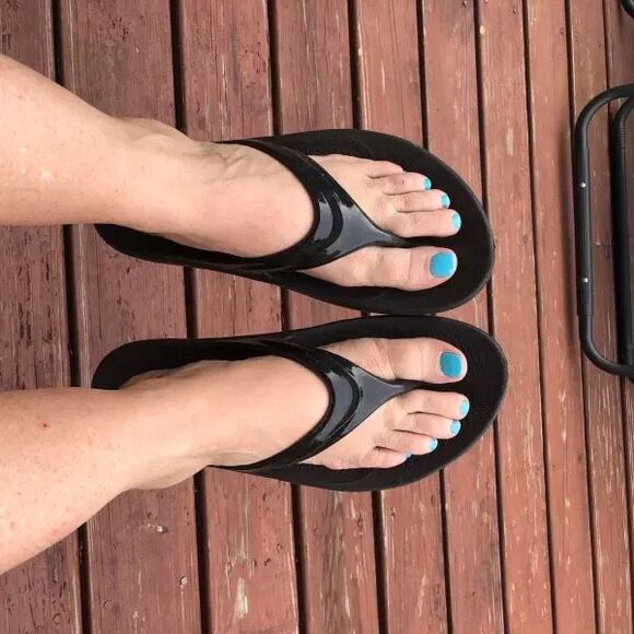 OOFOS OOlala Black Flip Flop - Women's Size 10 - Picture 8 of 8